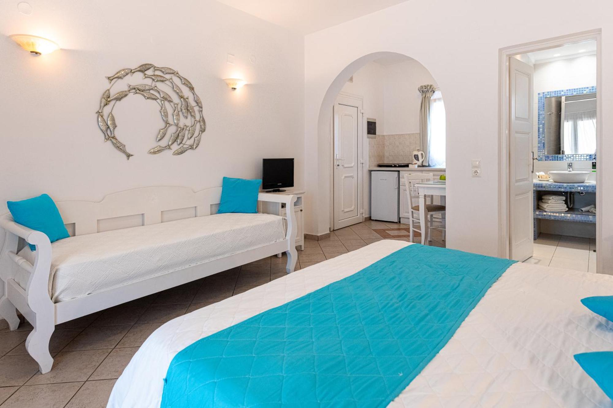 Reverie Santorini Hotel Firostefani Exterior photo