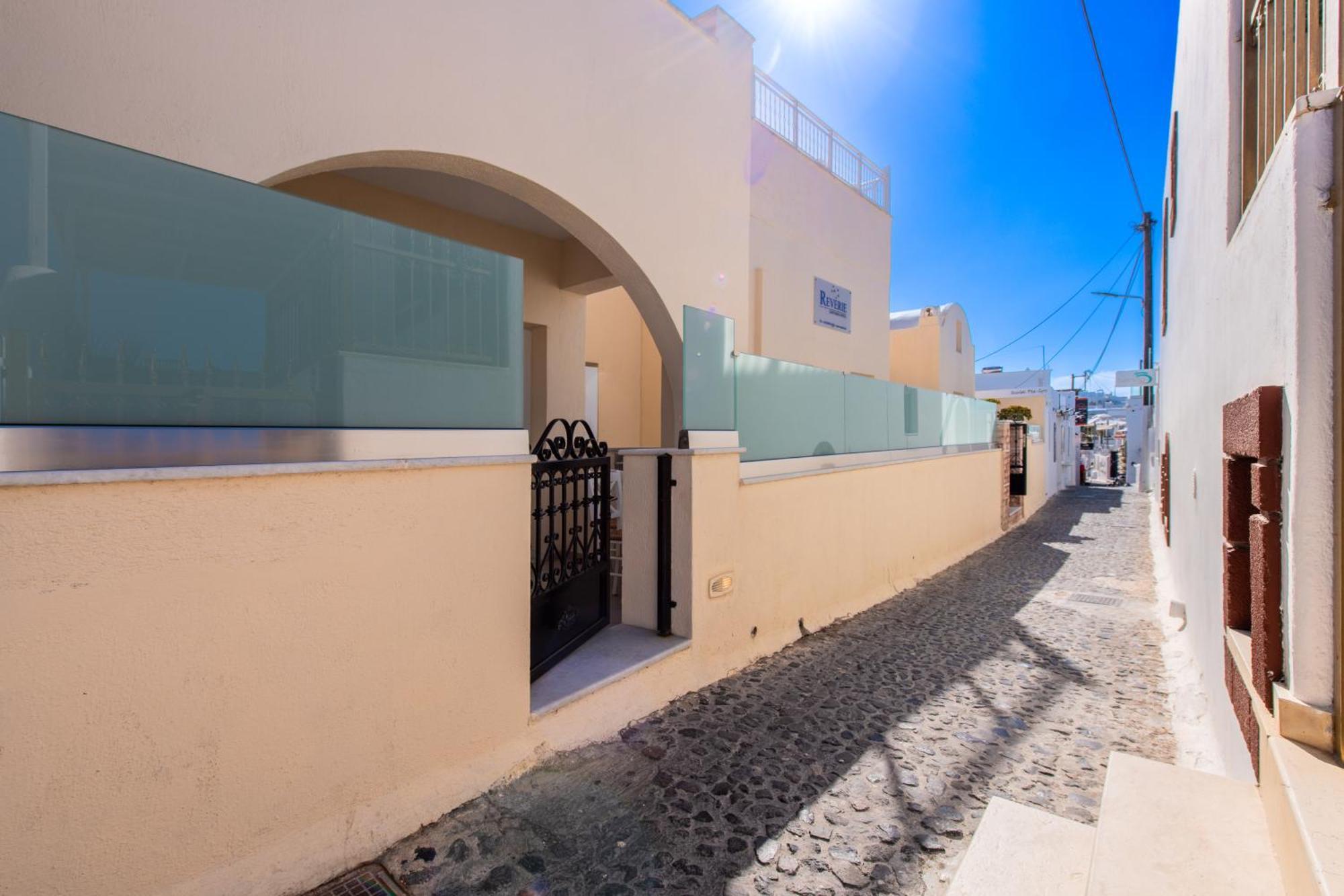Reverie Santorini Hotel Firostefani Exterior photo